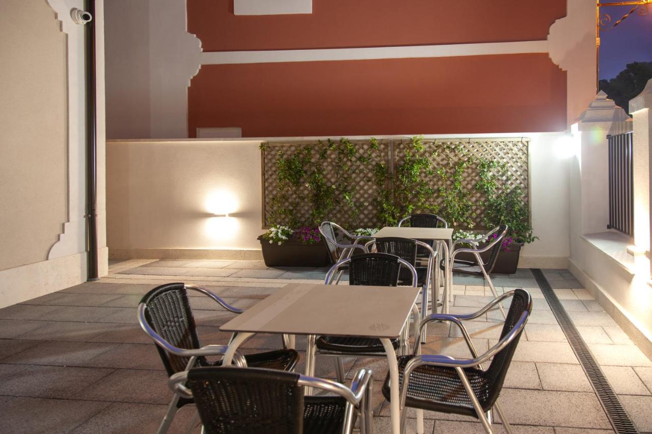 Apartamentos La Quinta Бургос Экстерьер фото