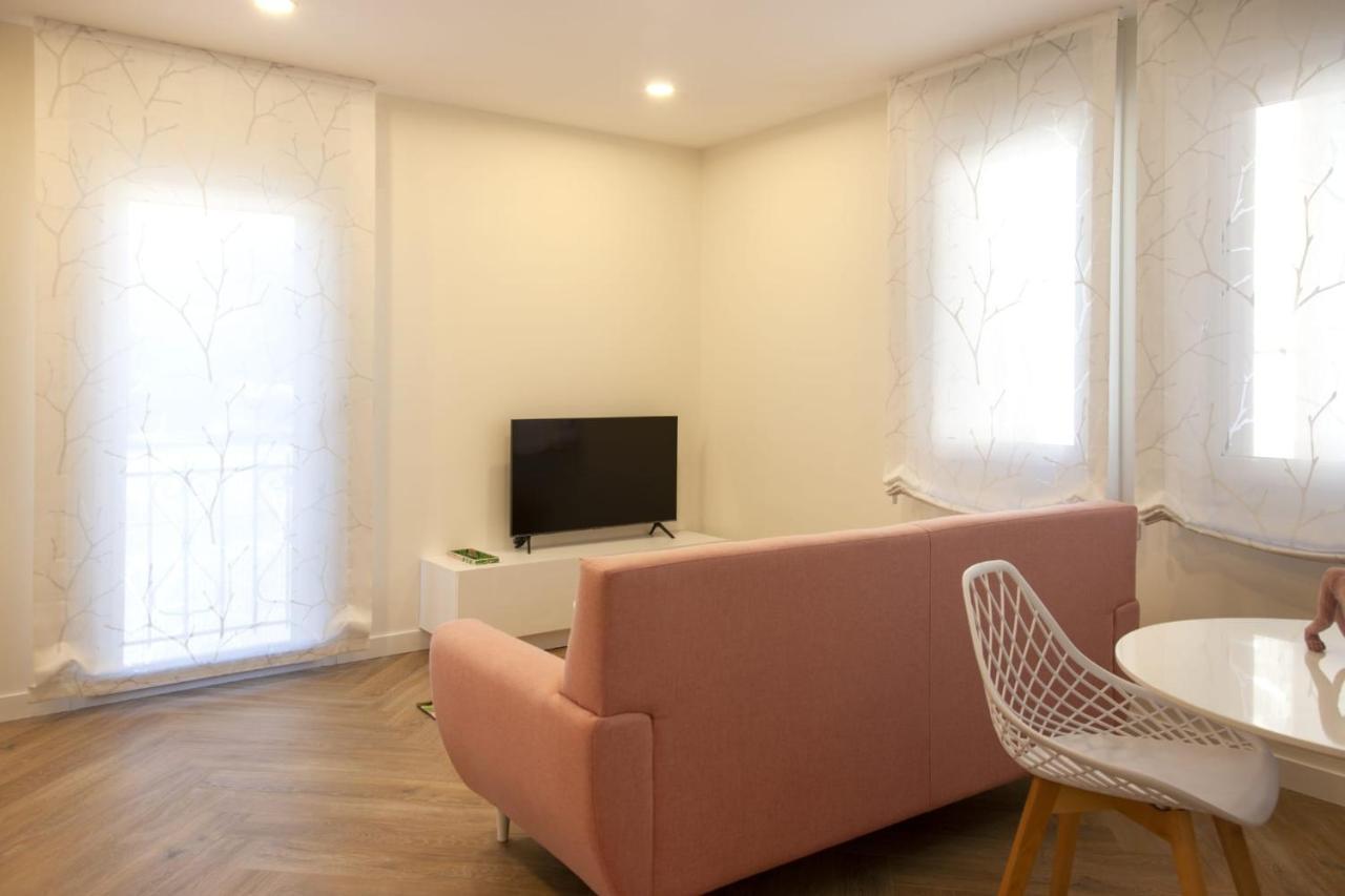 Apartamentos La Quinta Бургос Экстерьер фото