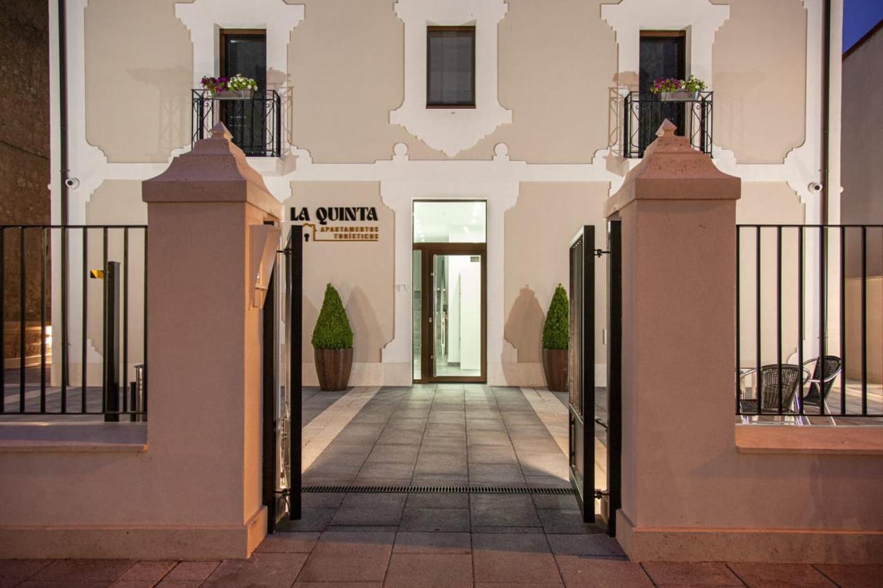 Apartamentos La Quinta Бургос Экстерьер фото