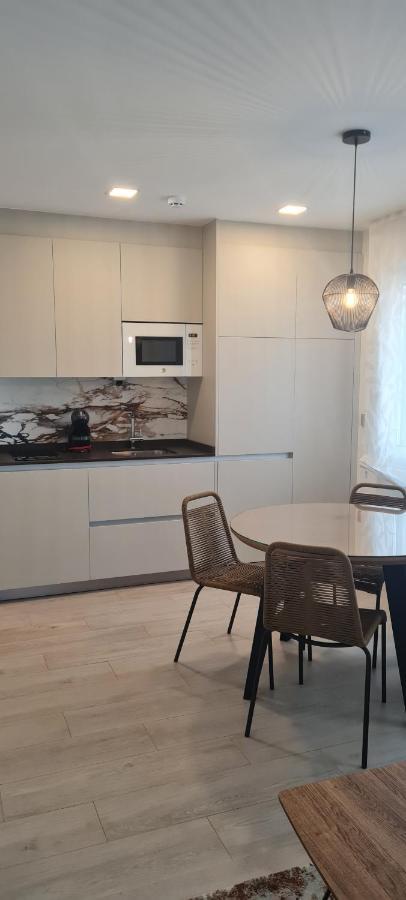 Apartamentos La Quinta Бургос Экстерьер фото